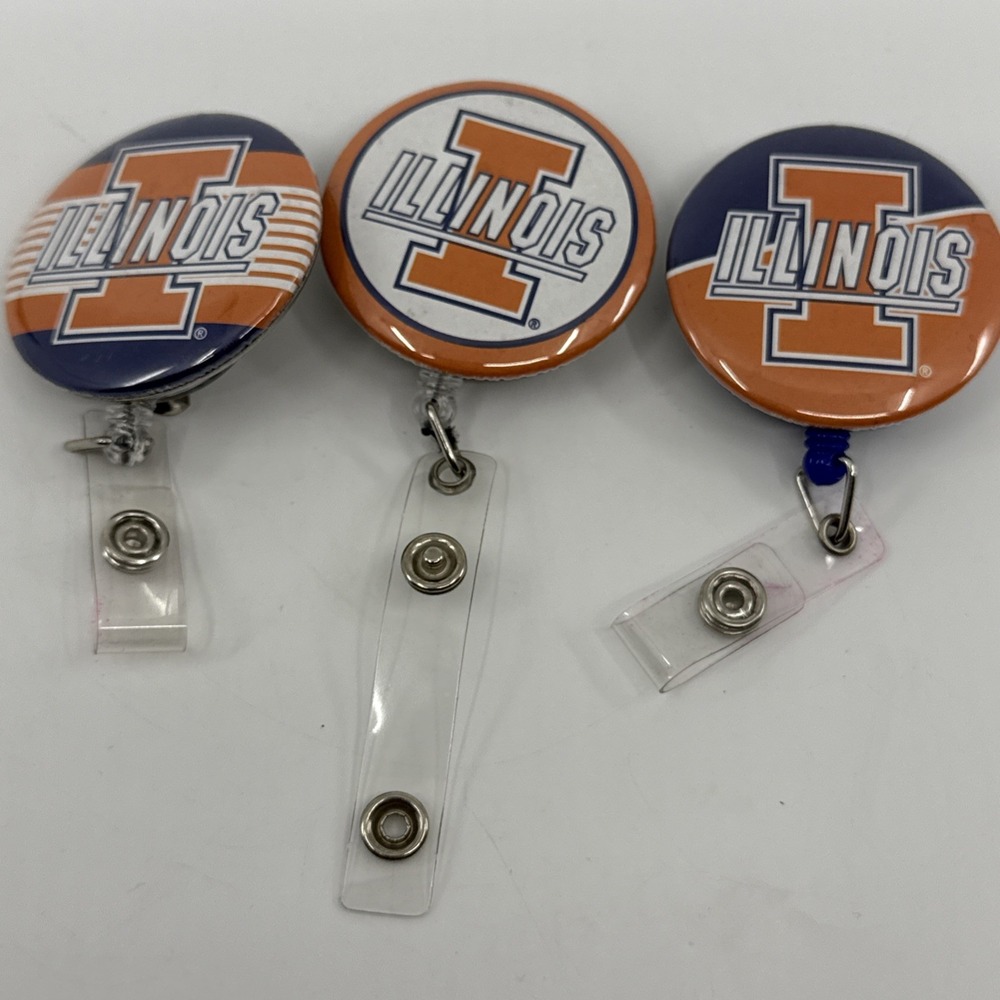 3 University of Illinois U of I Badge Pull Clips Card‎ Holders Button Lot